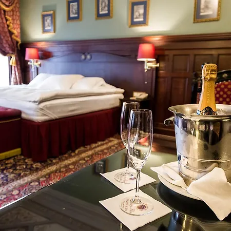 酒店 Gallery Park & Spa, A Chateaux & Collection 里加