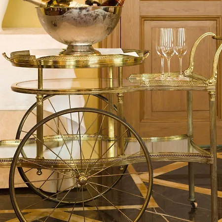 酒店 Gallery Park & Spa, A Chateaux & Collection 5*