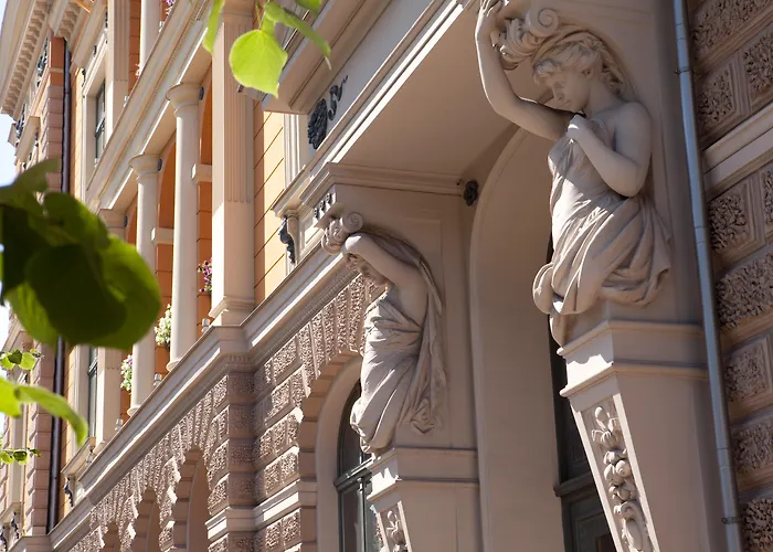 Viesnīca Gallery Park & Spa, A Chateaux & Collection 5*