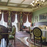 Gallery Park & Spa, A Chateaux & Collection Готель Рига