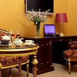 Gallery Park & Spa, A Chateaux & Collection Готель Рига
