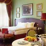 Gallery Park & Spa, A Chateaux & Collection 5* Рига
