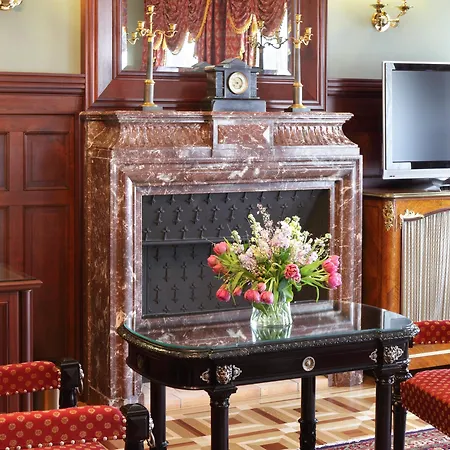 酒店 Gallery Park & Spa, A Chateaux & Collection 里加