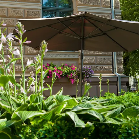 Ξενοδοχείο Gallery Park & Spa, A Chateaux & Collection 5*
