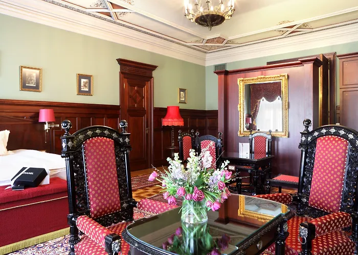 Szálloda Gallery Park & Spa, A Chateaux & Collection